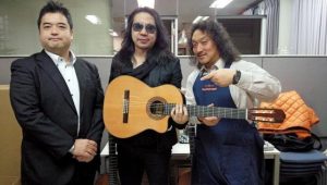 年末はミュージシャンと その2｜ルシアー駒木のギターよもやま話 その28