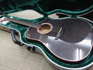 ツアー先から衝撃の連絡｜ルシアー駒木のギターよもやま話 その111