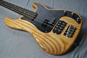 ハムバッカーを搭載し「プレべの可能性」を模索した1本｜ギターマニア石田純一の逸品入魂～気ままに想いを綴ります～Vol.52【プレシジョンベース】