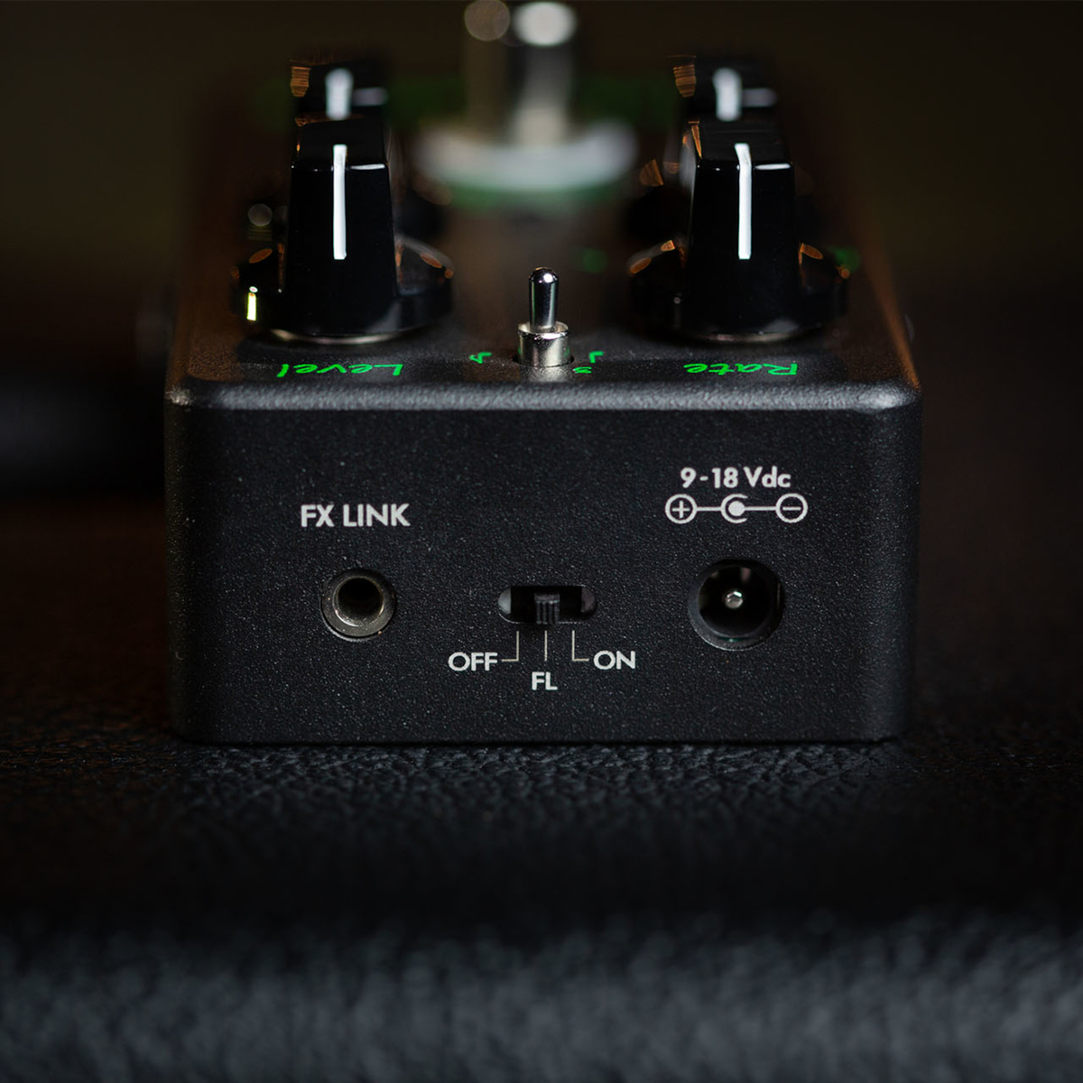 Suhrのエフェクターのカラーが統一！Black Editionとなって登場