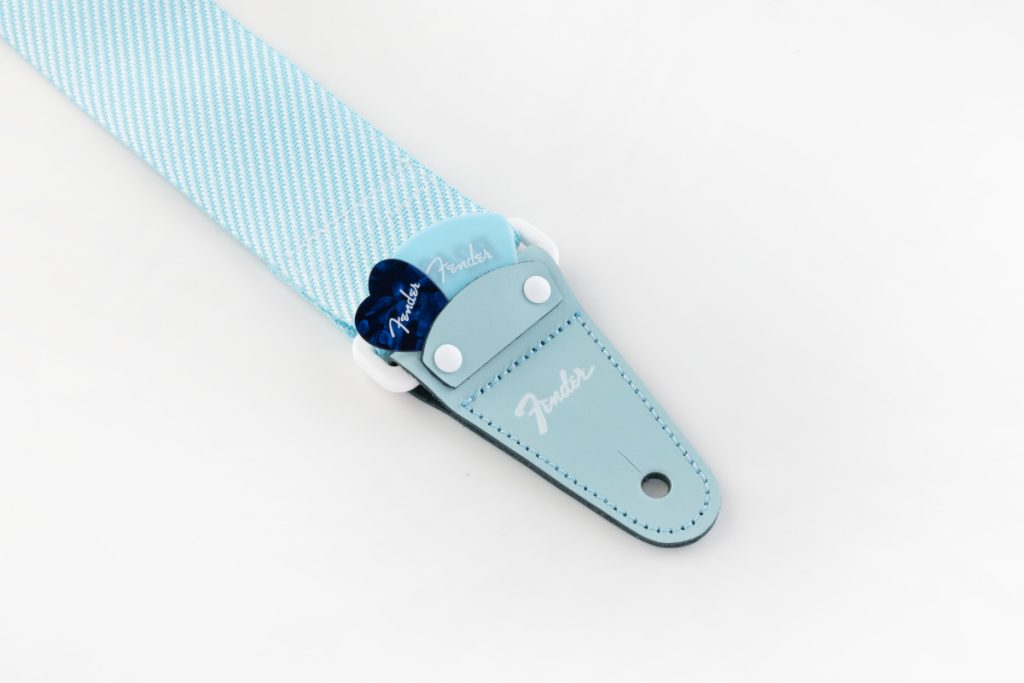 Fender® より Rei氏のシグネイチャーストラップが登場