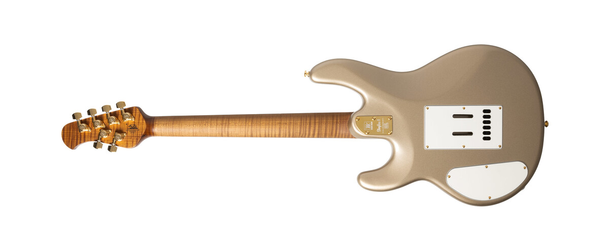 コリー・ウォン監修MUSICMAN StingRay IIが登場。快適性と音色バランス