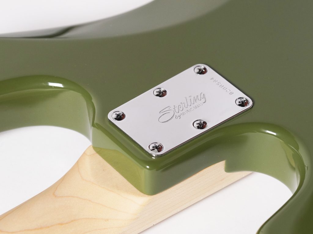 Sterling by Musicman×島村楽器の夢のコラボ！StingRay RAY4が新