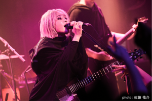 アーティストページ「EXiNA」さん公開しました！