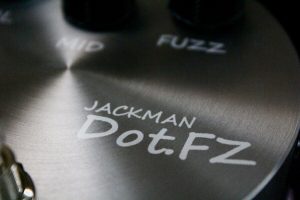 中域が映える現代型ヴィンテージファズ、JACKMAN「Dot.FZ」登場