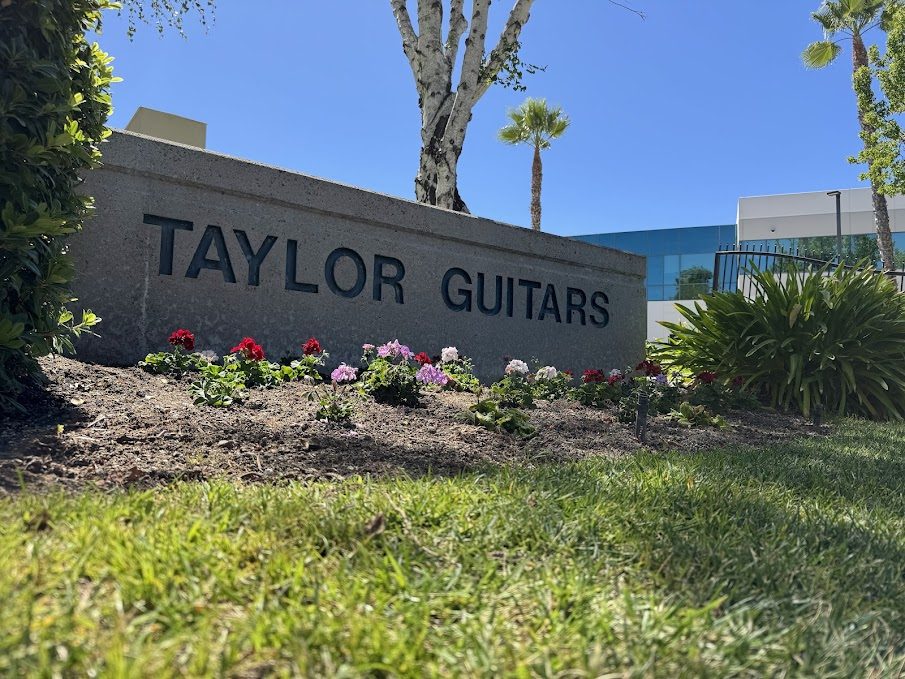 Taylor Guitarsの秘密に迫る！工場見学レポート（前編）