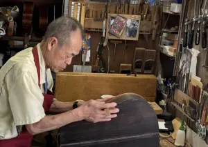 バイヤー古川の銘器探訪 Vol.6 “K.Yairi伝説のマスタークラフトマン「小池健司」が手掛ける 「By-Ken #381 / #382」”