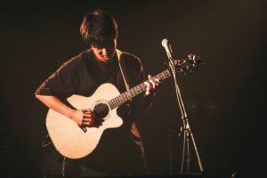 人生を変えたアコギ「FURCH」との出会い・皆様へごあいさつ | アラキトフォルヒ Vol.1