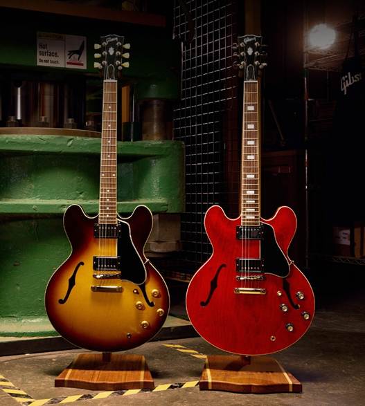 太めの50sか、スリムな60sか。ギブソンES-335の年代別モデルが同時発売！