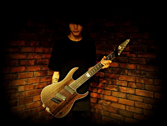 【エレキギター】Strictly 7 Guitars 初の日本人シグネイチャーモデル発表 ～ABSTRACTSモデル～
