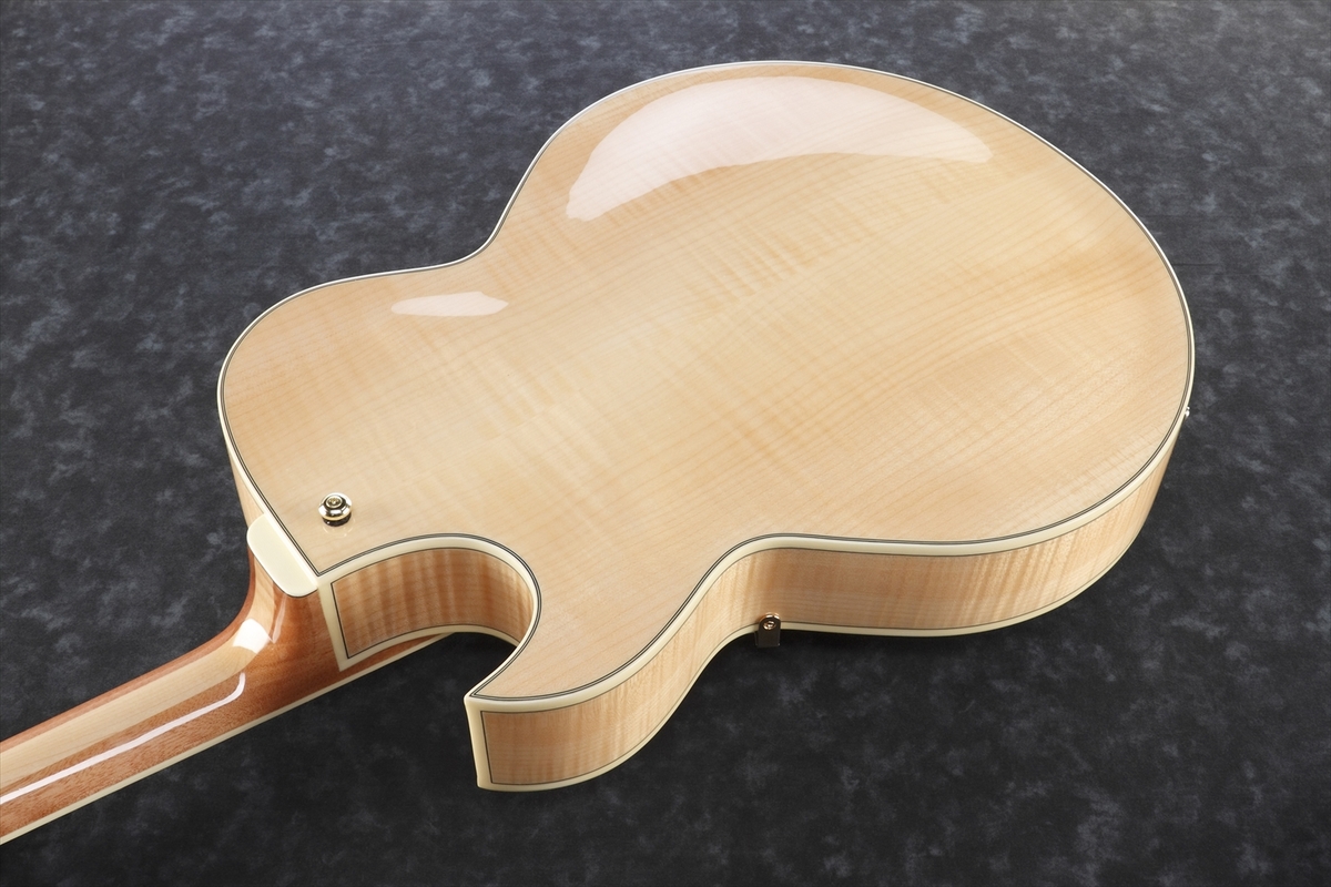 Ibanez LGB30-NT｜リーズナブルな価格を実現した ジョージ